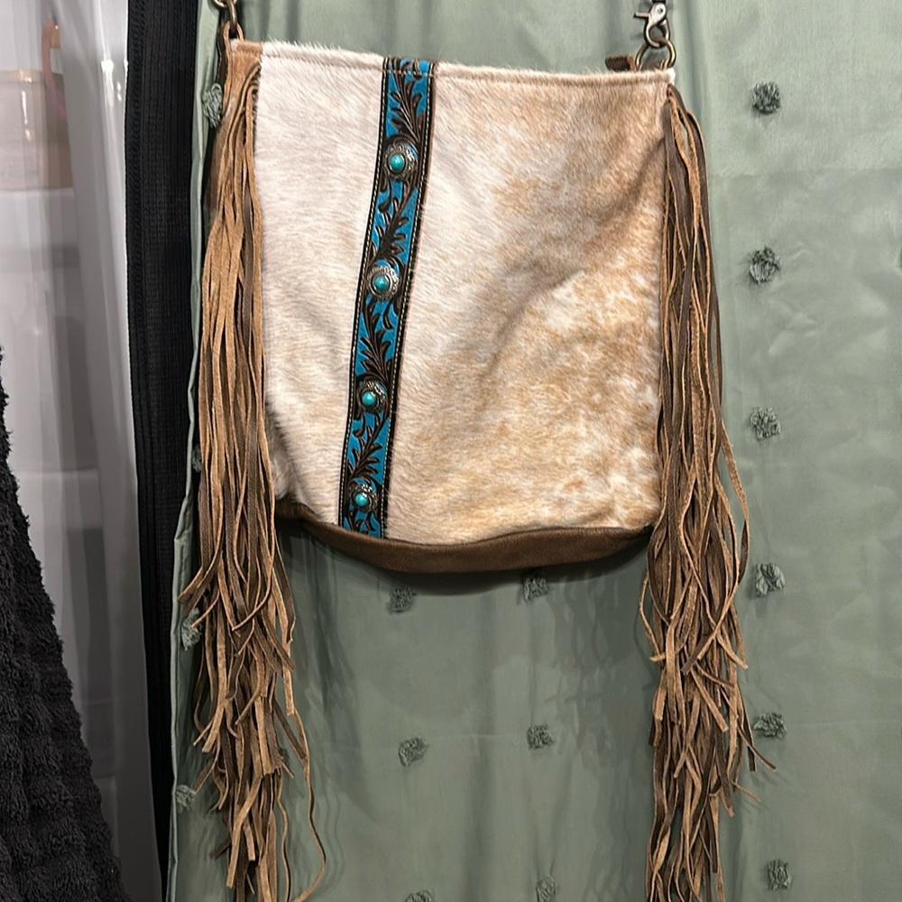 ⭐️ Myra shoulder bag with fringe